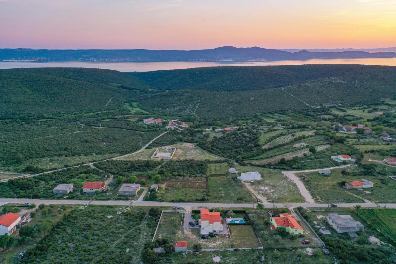 Gale Vila Sveti Petar  Luaran gambar